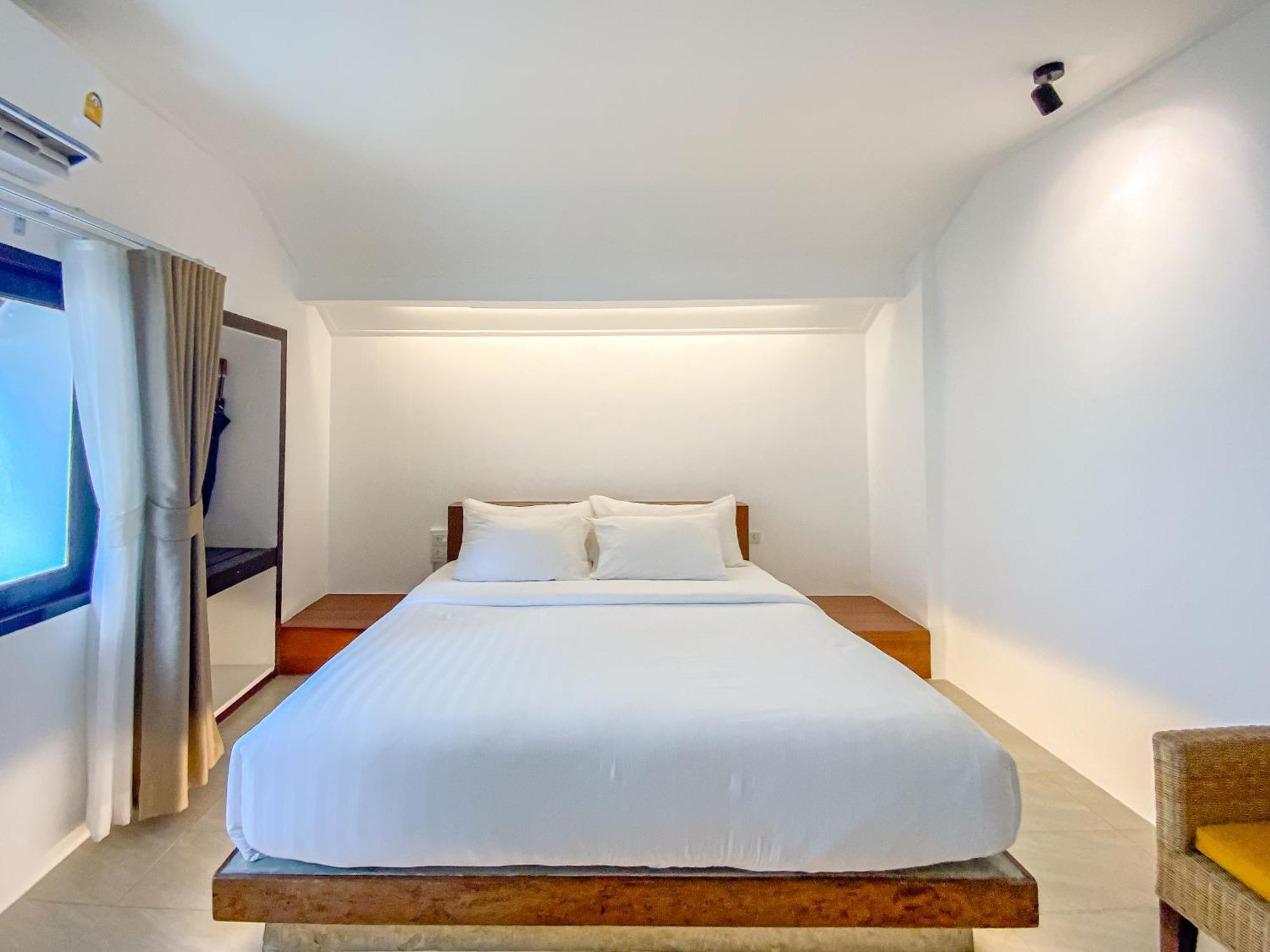 Chumphon Cabana Resort Exterior photo