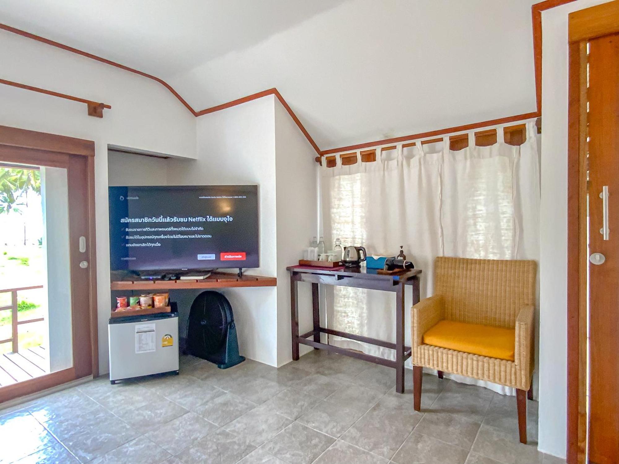 Chumphon Cabana Resort Exterior photo