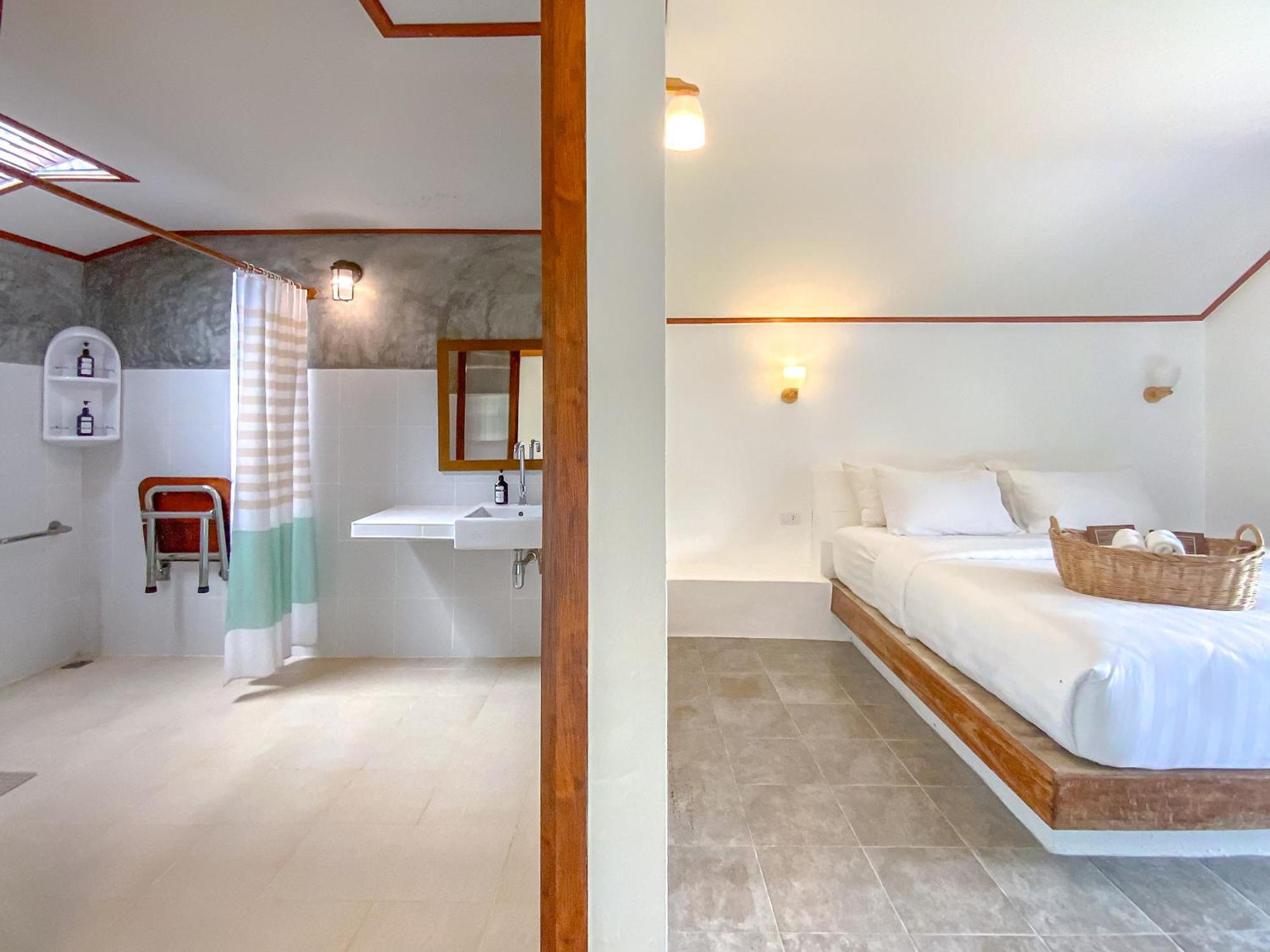 Chumphon Cabana Resort Exterior photo