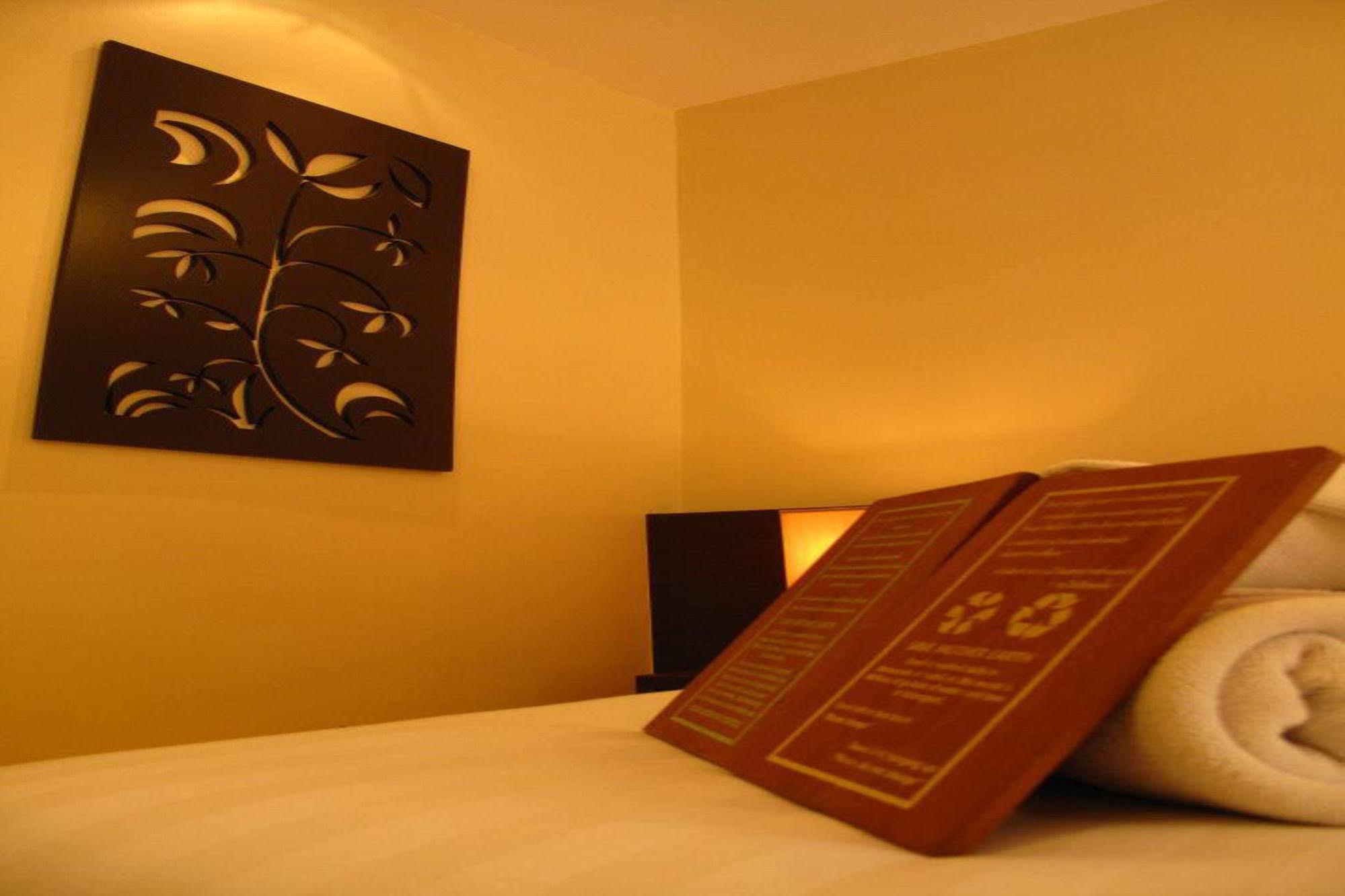 Chumphon Cabana Resort Exterior photo