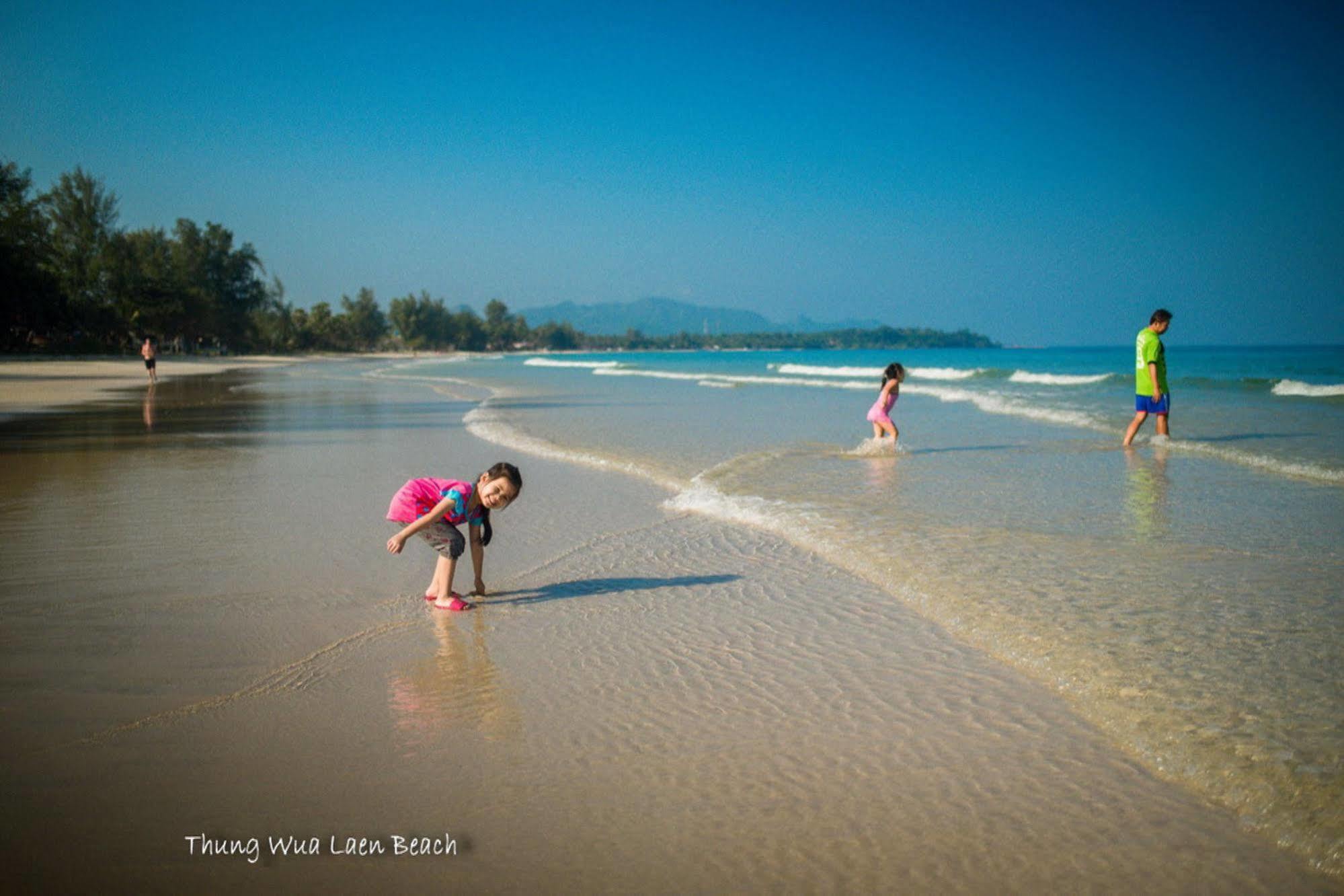 Chumphon Cabana Resort Exterior photo